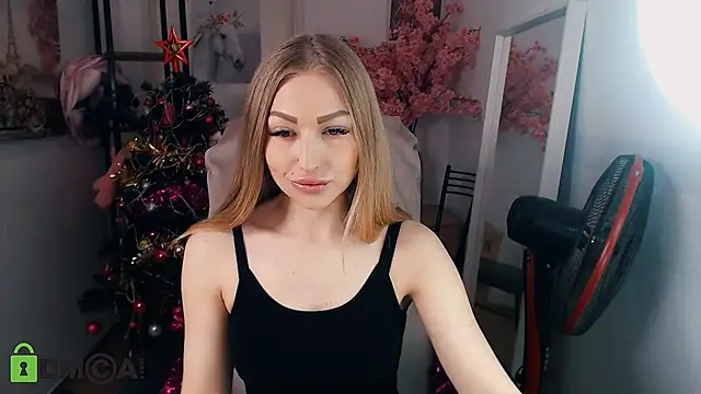 Snapshot of _KittyBoo chatting on January 14, 8:31 am KittyBoo online show from January 14, 8:31 am