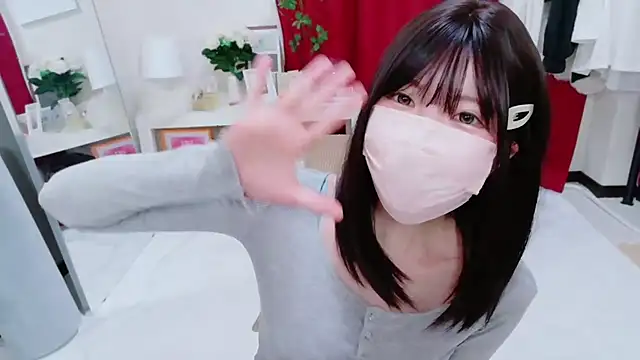 Snapshot of _mi_tsu_ki_ chatting on August 1, 7:07 am mi tsu ki online show from August 1, 7:07 am