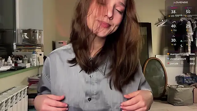 Addelin Moon online show from November 5, 4:51 pm