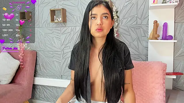 LilithKlain  online show from February 11, 1:30 pm