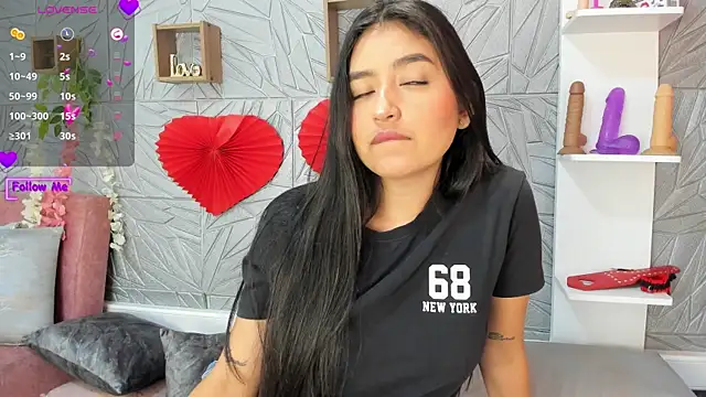 LilithKlain  online show from February 22, 1:24 pm