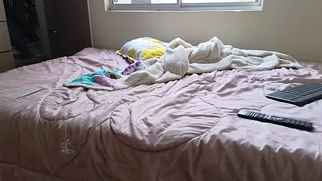 ViolettaSummer online show from January 12, 12:01 pm