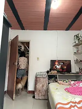 ViolettaSummer online show from April 7, 1:00 pm