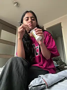 Snapshot of ViolettaSummer chatting on July 14, 8:36 pm ViolettaSummer online show from July 14, 8:36 pm