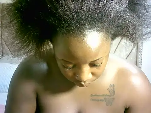 Snapshot of sheryl_me chatting on February 2, 4:15 am sheryl me online show from February 2, 4:15 am