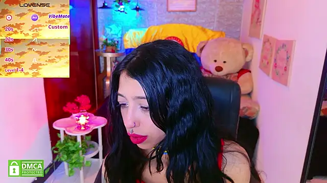 REDHOTTER  online show from November 6, 8:10 pm