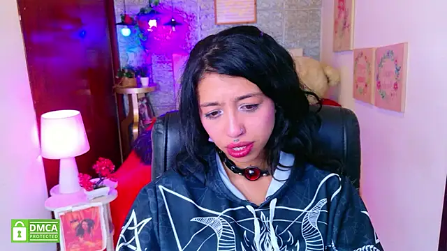 REDHOTTER  online show from January 17, 8:01 pm