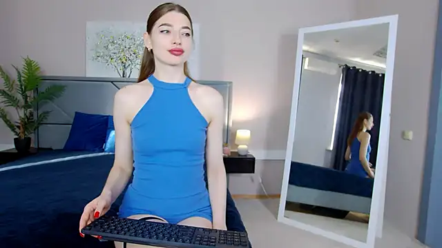 NicoleRosss online show from November 21, 9:30 am