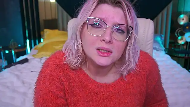 CoolTatis online show from December 2, 7:47 am