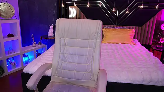 CoolTatis online show from January 13, 7:24 am