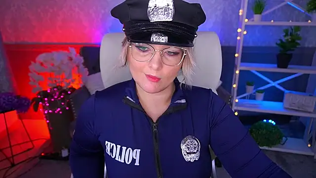 CoolTatis online show from February 23, 7:39 am