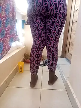 zainabsmile online show from April 4, 9:07 am