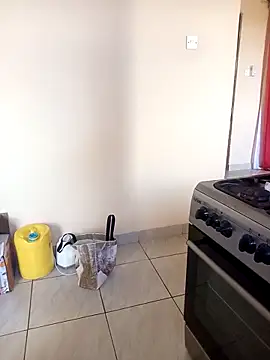 zainabsmile online show from April 13, 10:10 am