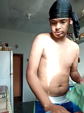 Snapshot of boylittle19cm chatting on January 31, 9:02 pm boylittle19cm online show from January 31, 9:02 pm