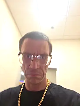 Hatchetwound6969 online show from April 2, 8:06 pm