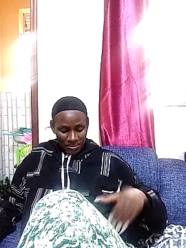 Snapshot of hairy_pussy4 chatting on February 28, 9:10 am hairy pussy4 online show from February 28, 9:10 am