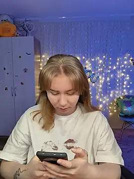 D0nna  online show from February 14, 8:16 pm