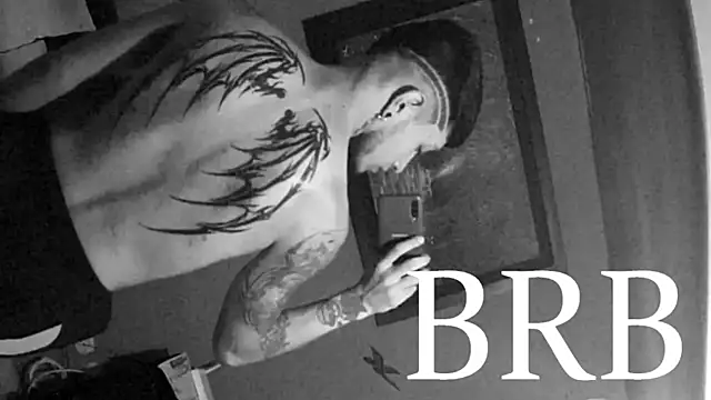 Snapshot of Dicaprioo_ chatting on October 23, 2:00 am Dicaprioo online show from October 23, 2:00 am