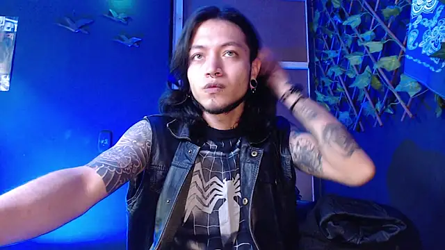 Snapshot of Dicaprioo_ chatting on November 11, 1:44 pm Dicaprioo online show from November 11, 1:44 pm