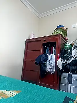 Snapshot of LITLESTAR chatting on October 20, 5:13 pm LITLESTAR online show from October 20, 5:13 pm