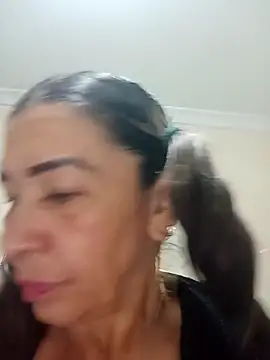 Snapshot of LITLESTAR chatting on November 24, 3:56 pm LITLESTAR online show from November 24, 3:56 pm