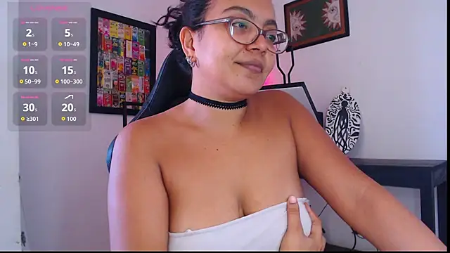 Snapshot of Rachell__420 chatting on April 20, 2:42 pm Rachell 420 online show from April 20, 2:42 pm