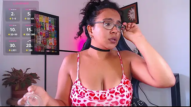 Snapshot of Rachell__420 chatting on May 3, 2:45 pm Rachell 420 online show from May 3, 2:45 pm