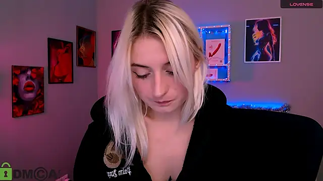 melisa white1 online show from January 15, 8:45 pm