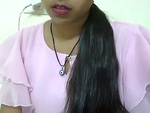 momo lov online show from October 11, 5:17 am