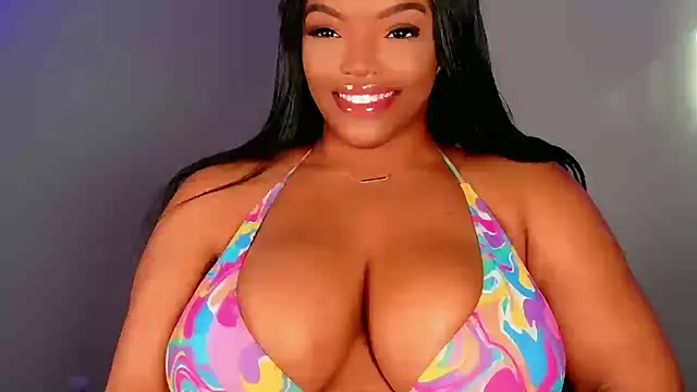 Snapshot of maybabi chatting on October 1, 1:39 pm maybabi online show from October 1, 1:39 pm