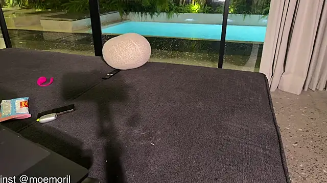 Snapshot of Golden_Aline chatting on February 22, 2:04 pm Golden Aline online show from February 22, 2:04 pm