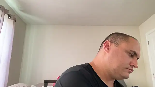 SluggishChase99 online show from November 5, 5:57 pm