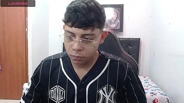 Wiiliam 20 online show from February 8, 3:53 pm