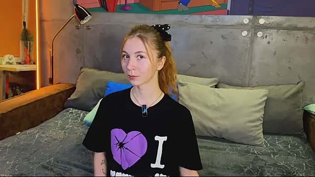 Snapshot of izi-fox chatting on October 19, 4:07 pm izi-fox online show from October 19, 4:07 pm