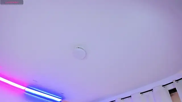 EmmaCrush online show from February 19, 8:20 pm