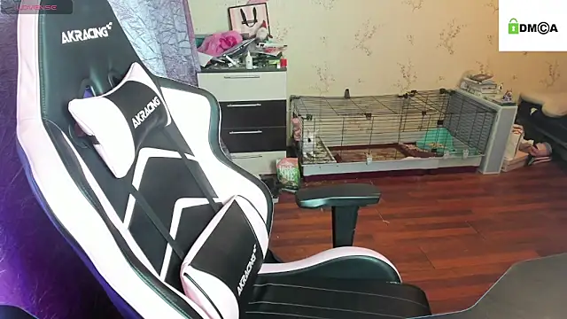 Crazy forest fairy online show from November 25, 10:43 pm