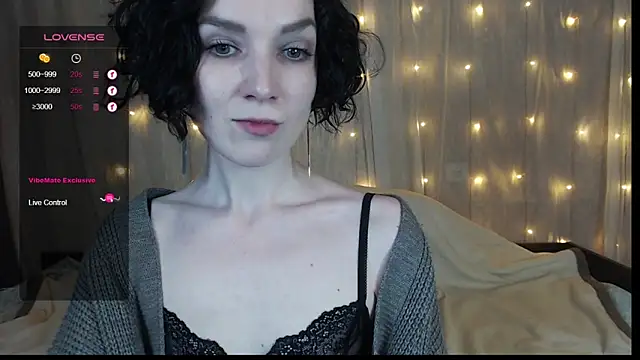 TinaWince online show from December 5, 8:00 am