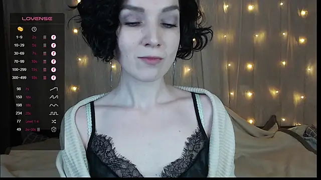 TinaWince online show from December 14, 4:56 am