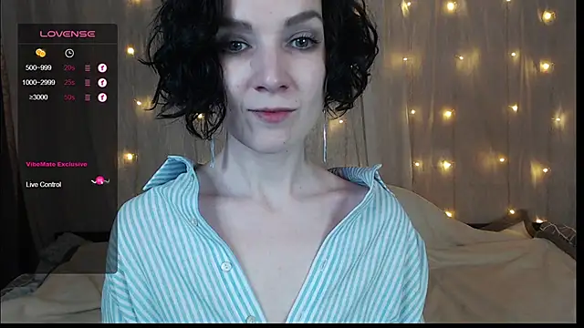 TinaWince online show from December 15, 8:19 am