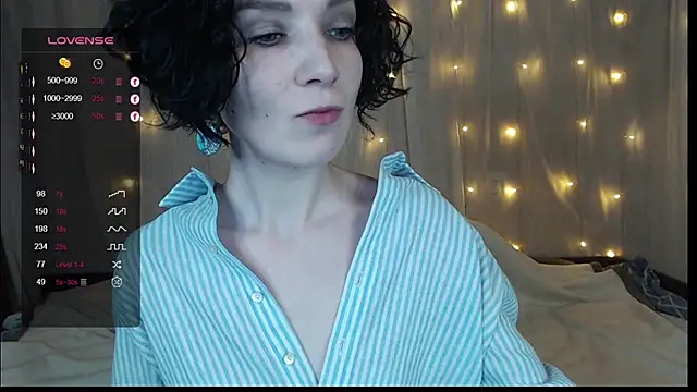 TinaWince online show from December 19, 5:07 am