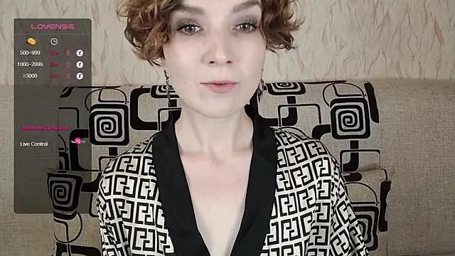 TinaWince online show from October 2, 4:41 am