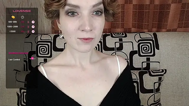 TinaWince online show from December 20, 4:52 am