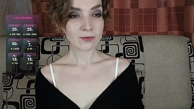 TinaWince online show from April 3, 4:54 am