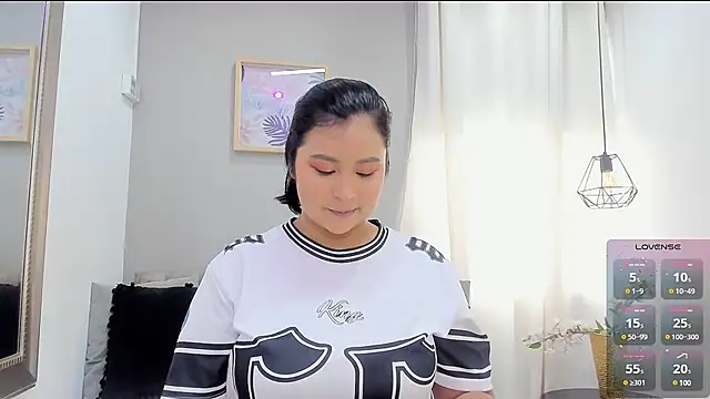  alaiasmile  online show from January 24, 7:18 pm