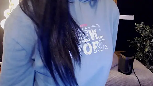 dafne bss online show from March 18, 8:36 am