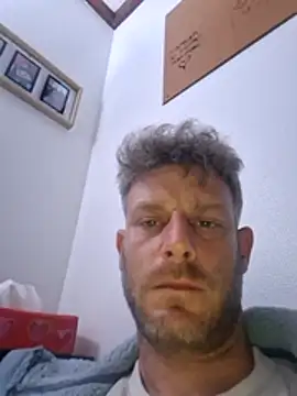 Jonjon3669 online show from April 7, 11:04 pm