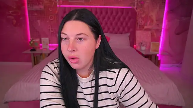 ArianaDarkk online show from October 18, 7:47 pm