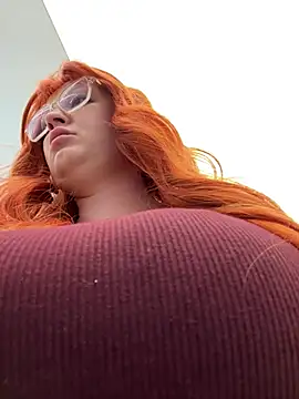 Teya moon  online show from June 2, 10:50 am