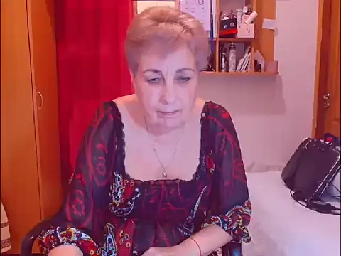 Snapshot of Victoria5643 chatting on December 19, 2:57 pm Victoria5643 online show from December 19, 2:57 pm