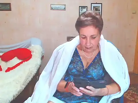 Snapshot of Victoria5643 chatting on February 11, 6:13 pm Victoria5643 online show from February 11, 6:13 pm